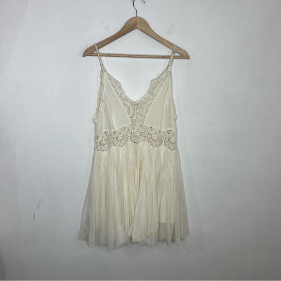 FREE PEOPLE Ilektra Lace Inset Cotton Chemise Mini Slip Dress Size Medium - Picture 5 of 15